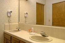 Howard Johnson Monterey Ngoại thất bức ảnh