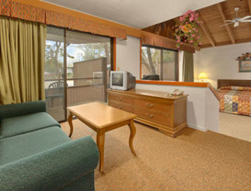 Howard Johnson Monterey Ngoại thất bức ảnh